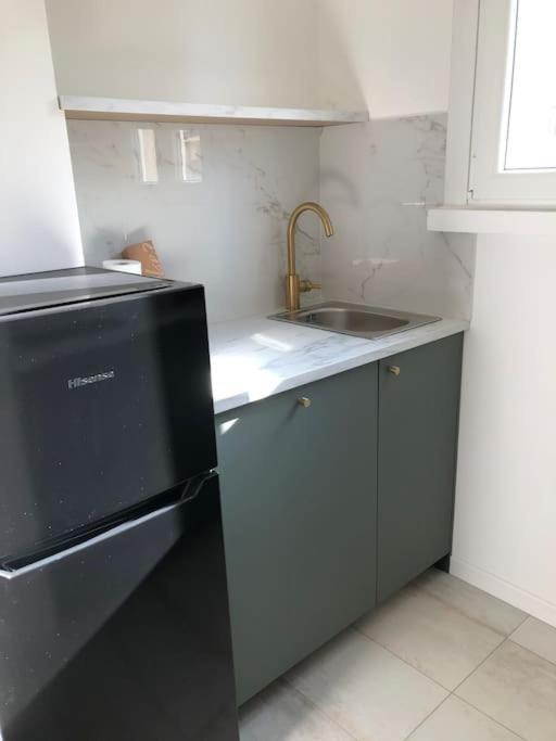 Milan New Apartment In Lively Central Area Екстер'єр фото